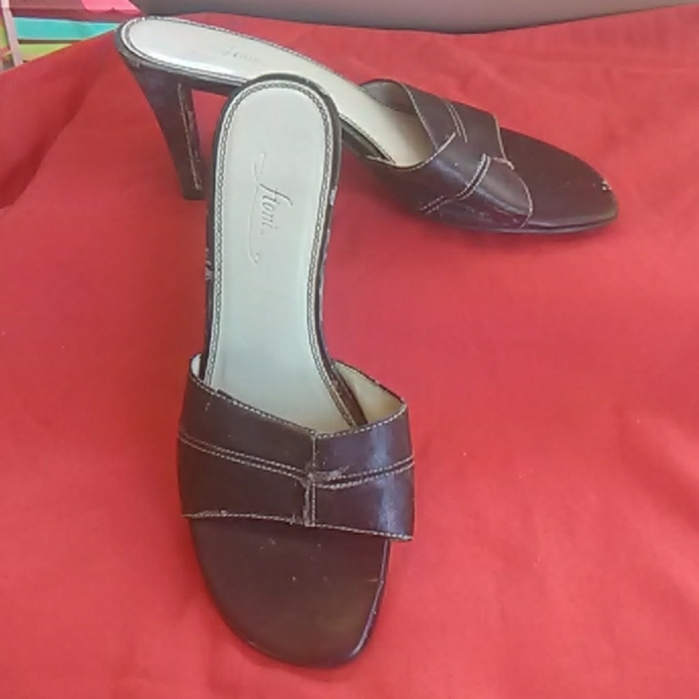 Dress shoes